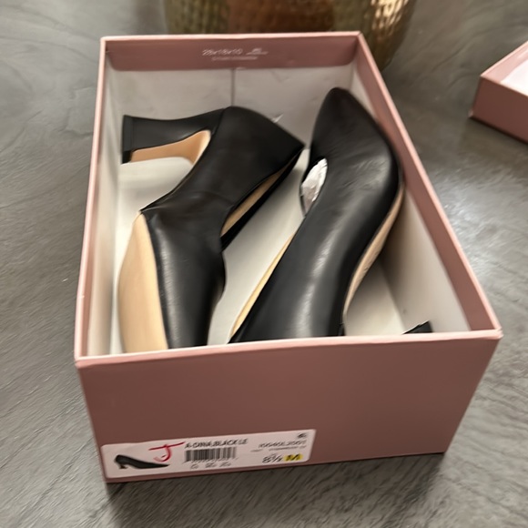 Sarto by Franco Sarto Dina Leather Square Toe Pumps - Picture 2 of 10